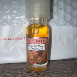 bath and body works Slatkin and co POMEGRANATE LEMONADE home Fragrance‎ Oil